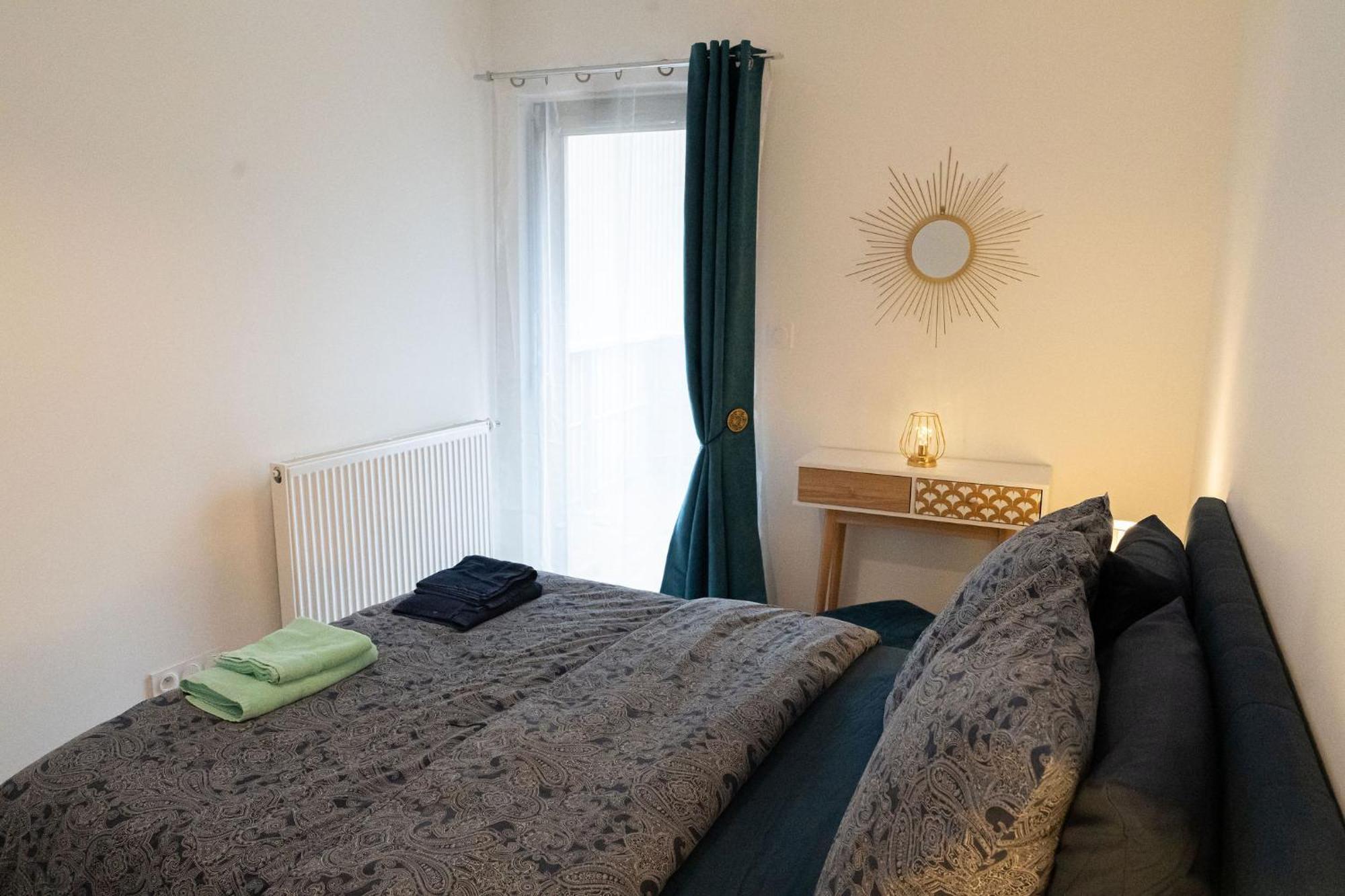 Appartement 3 Etoiles Pour 4 Personnes Bordeaux Exteriör bild
